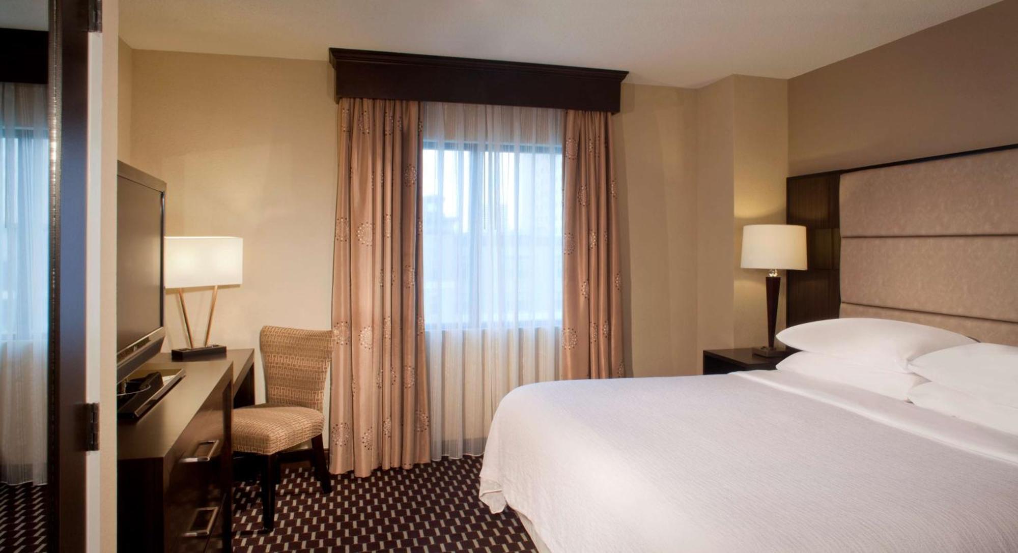 Embassy Suites By Hilton Houston Near The Galleria Exterior foto