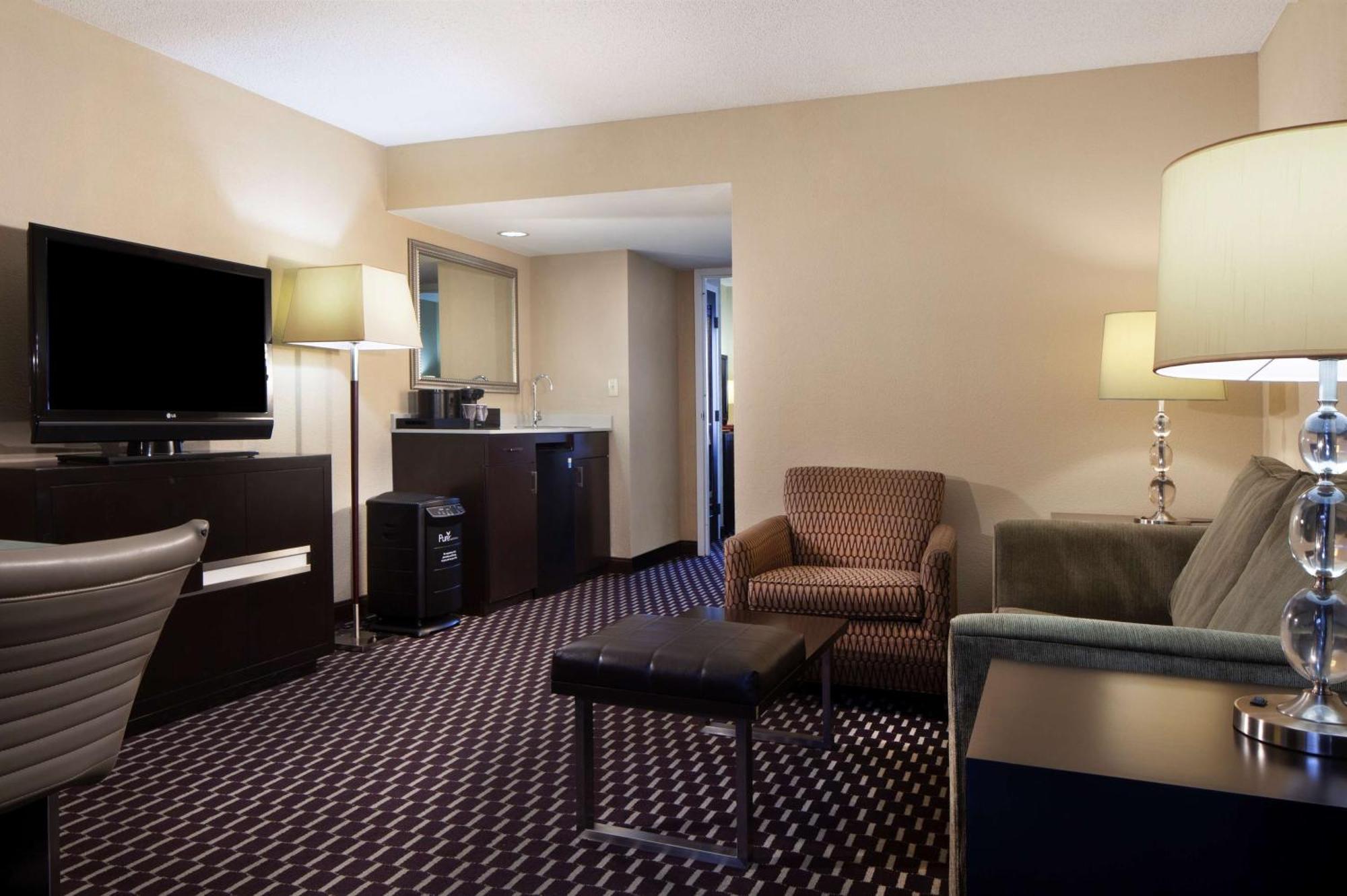 Embassy Suites By Hilton Houston Near The Galleria Exterior foto