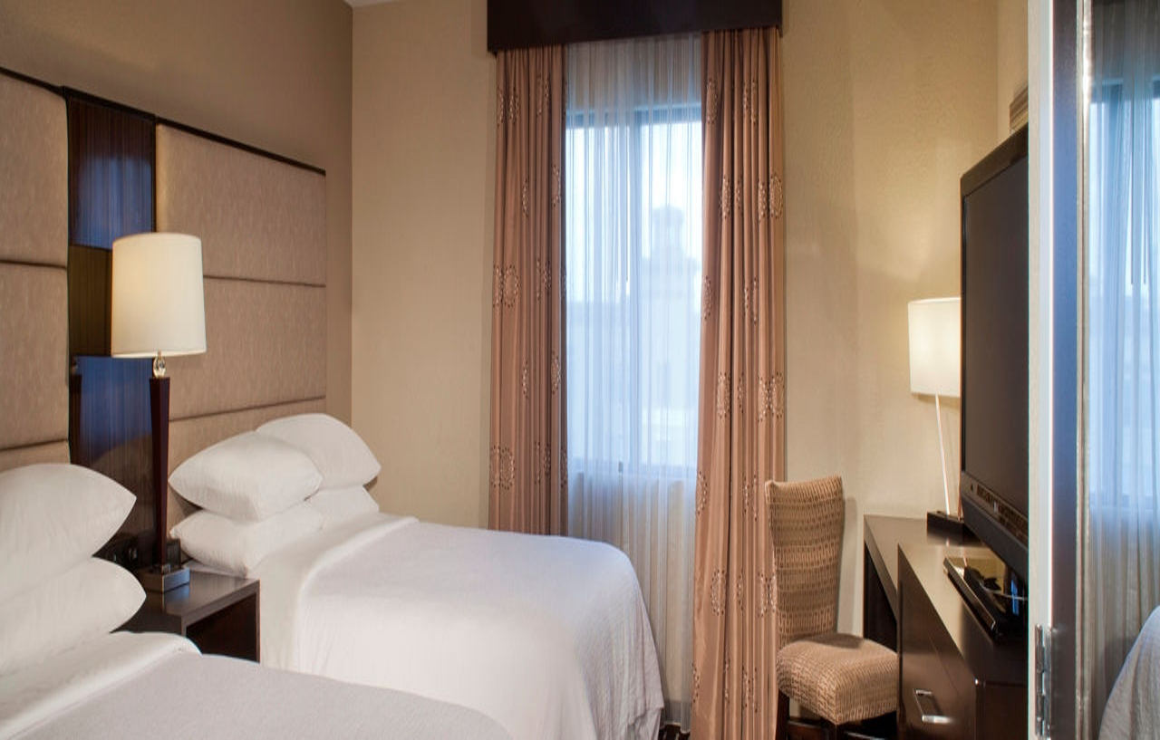 Embassy Suites By Hilton Houston Near The Galleria Exterior foto